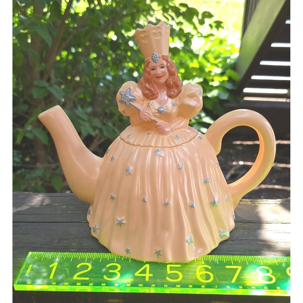 Vintage 1998 Warner Bros Glinda the Good Witch Wizard of Oz Teapot